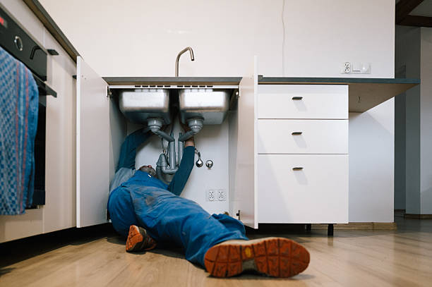 Professional Plumbing technician working in Saint Ann, MO